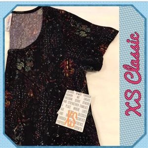 LuLaRoe XS Classic T